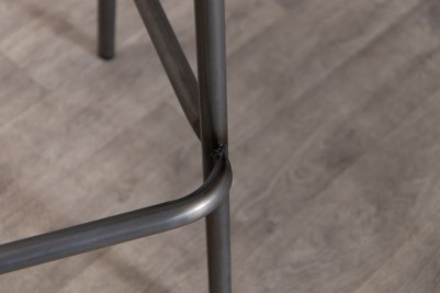 shoreditch-stool-vintage-black-frame